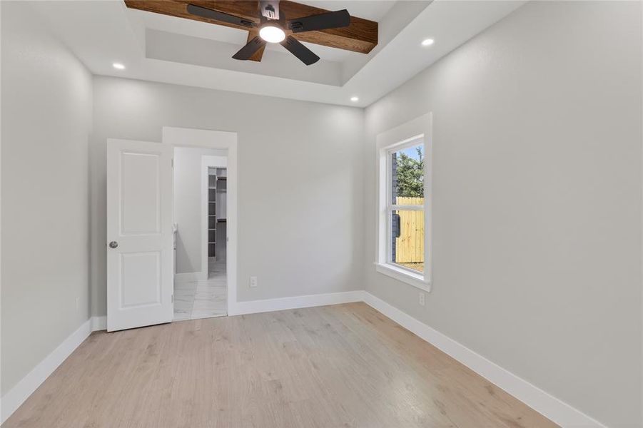 Spacious, unfurnished interior of a new home in , Gun Barrel City (Image 23). Spacious, unfurnished interior of a new home in , Gun Barrel City (Image 23).