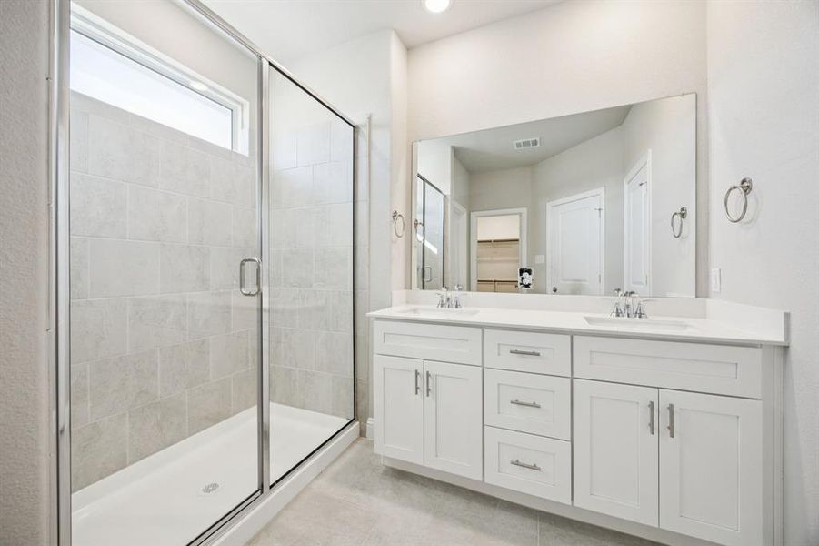 Furnished interior view inside a new home in Venetian, Weston (Image 6).