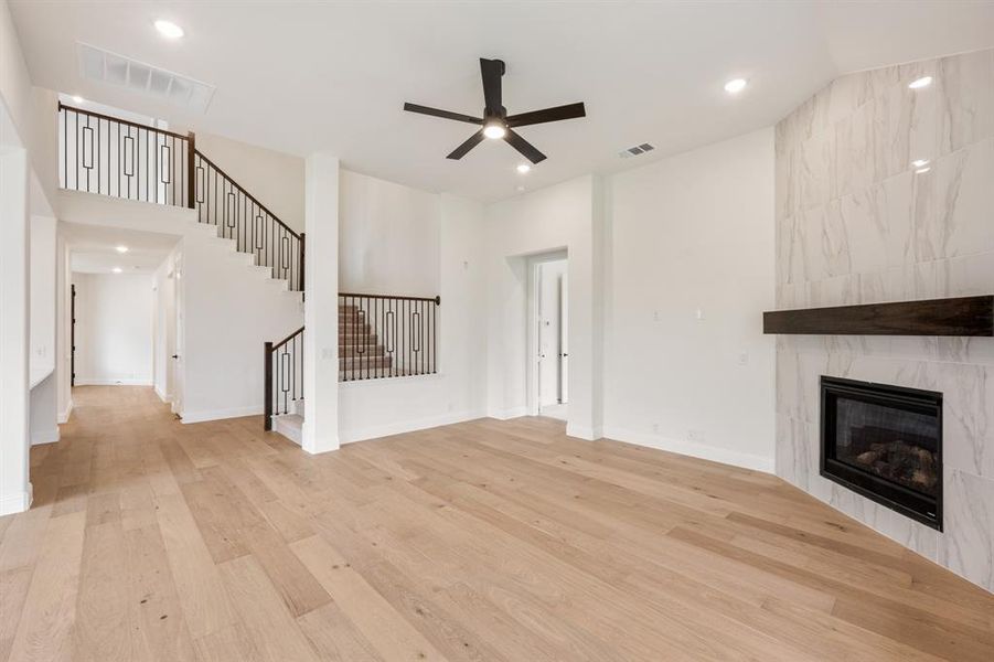 Spacious, unfurnished interior of a new home in Windsong Ranch Classic 61, Prosper (Image 23). Spacious, unfurnished interior of a new home in Windsong Ranch Classic 61, Prosper (Image 23).