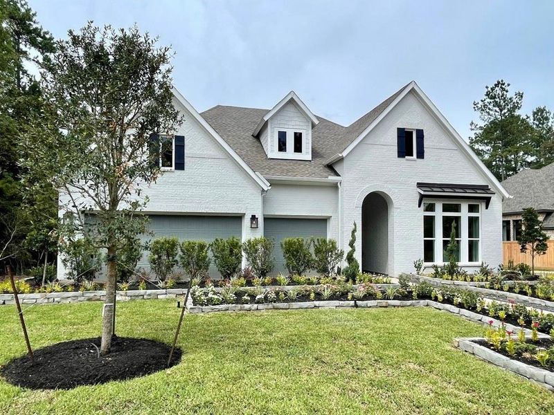 Welcome to The Milburn from David Weekley Homes. Move-In Ready Now!