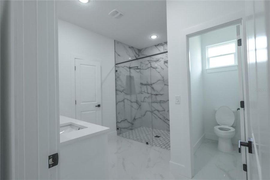 Image 29 of a home in .