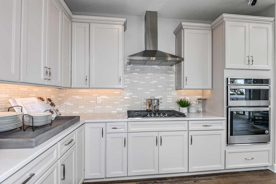 Representative interior finishes for a home built from the Mystique by Del Webb in Del Webb Oasis, Winter Garden (Image 19).