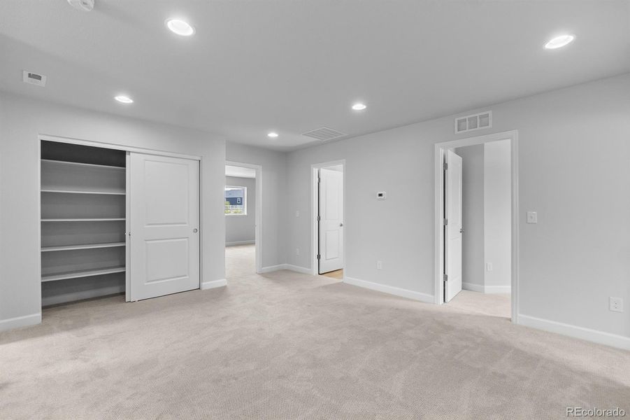 Spacious, unfurnished interior of a new home in , Castle Rock (Image 38). Spacious, unfurnished interior of a new home in , Castle Rock (Image 38).