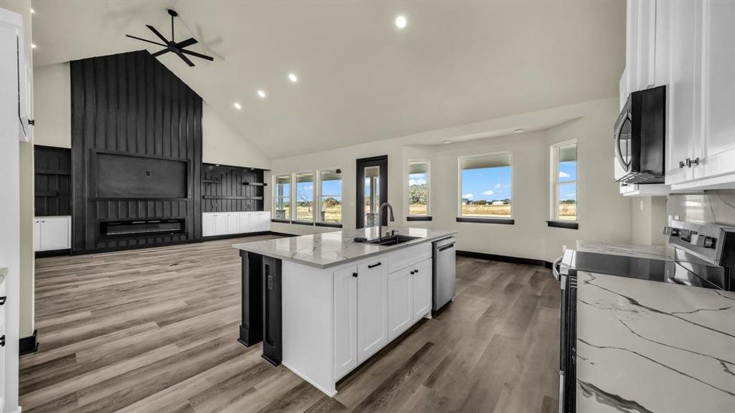 Furnished interior view inside a new home in Saddle Crest Estates, Weatherford (Image 6).