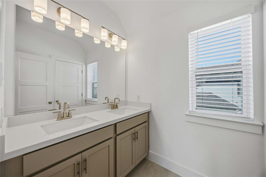 Furnished interior view inside a new home in Arabella on the Prairie, Richmond (Image 13).