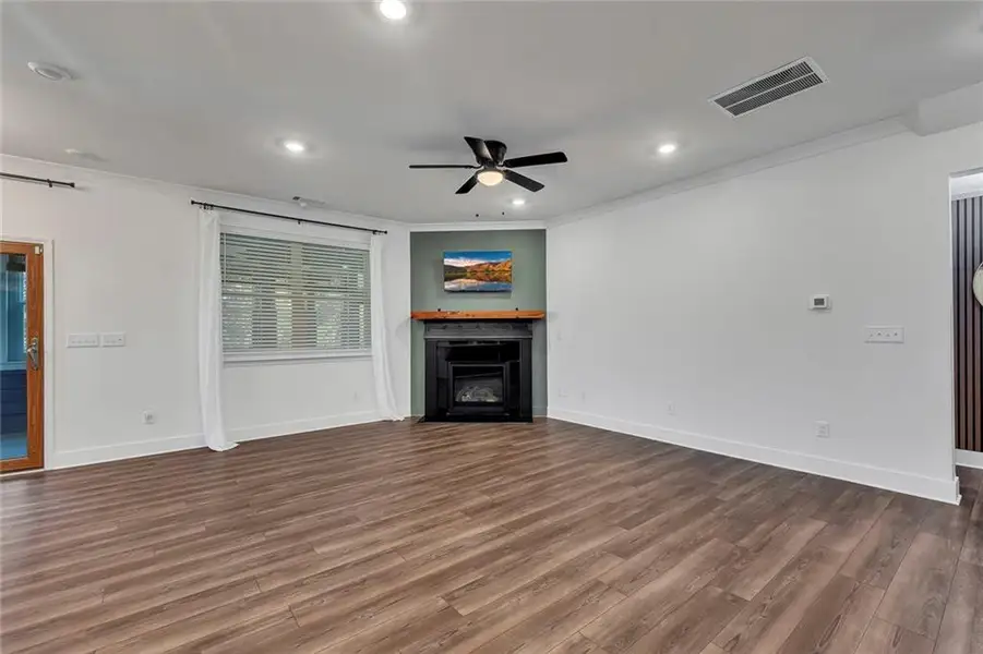 Spacious, unfurnished interior of a new home in , Canton (Image 28).