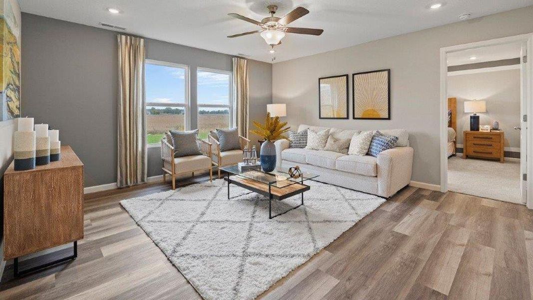 Representative furnished interior of a home built from the Chatham by D.R. Horton in Ruskin Preserve, Ruskin (Image 9).