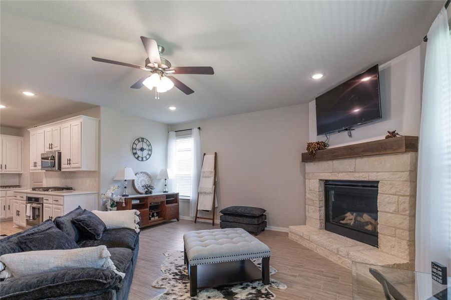 Furnished interior view inside a new home in Lakeview Heights, Azle (Image 6).