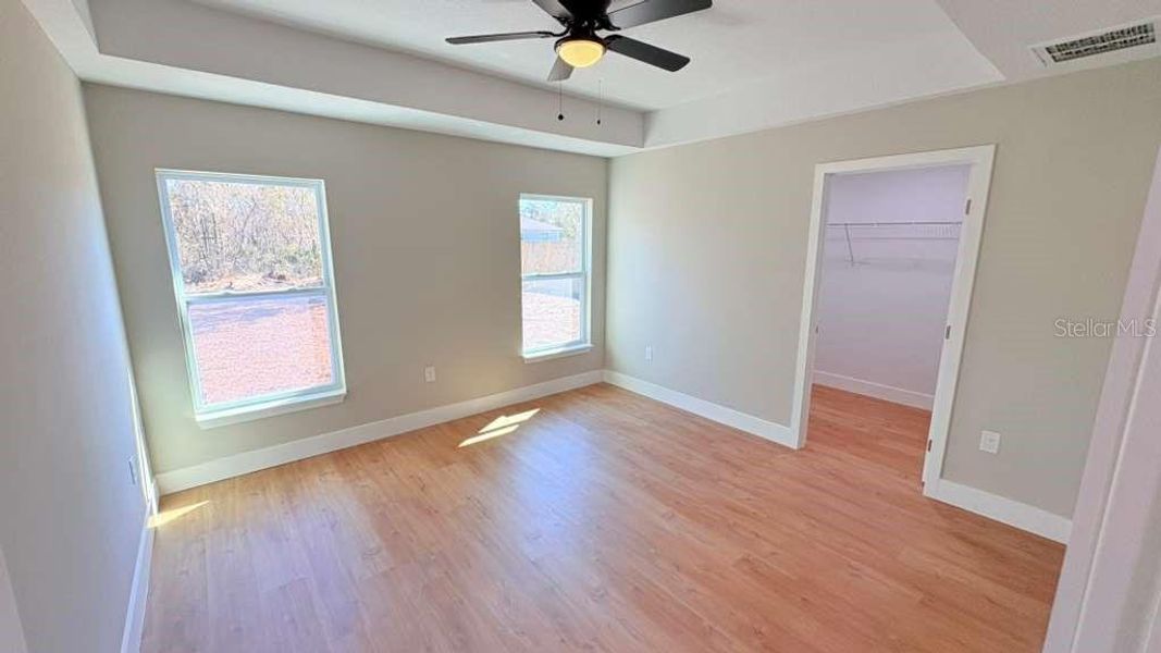 Spacious, unfurnished interior of a new home in , Ocklawaha (Image 23).
