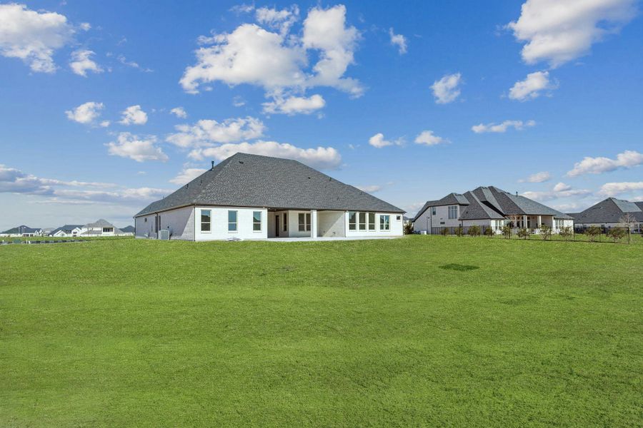 Representative exterior details of a home built from the Franklin by Kindred Homes in Oak Creek Ranch, Waxahachie (Image 4).