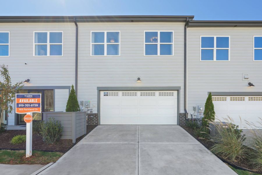 Image 29 representing the Sampson by Tri Pointe Homes in The Townes at NoVi, Pittsboro, NC.