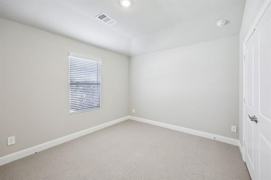 Photo is not of the actual home, but is an inspirational photo of builder’s model home and may depict options, furnishings, and/or decorator features that are not included.