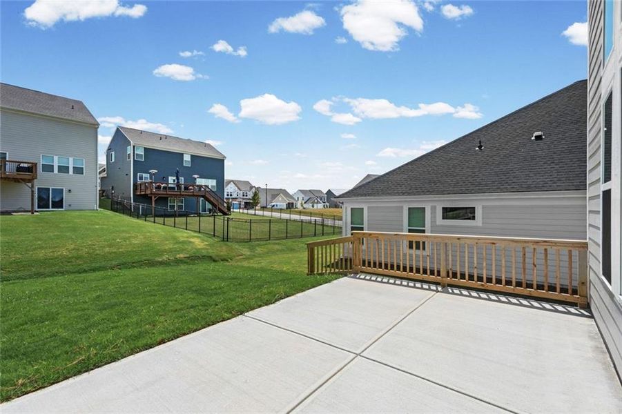 Exterior details and patio area of a home in Twin Lakes, Hoschton (Image 3).