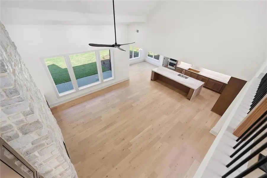 Spacious, unfurnished interior of a new home in , Gainesville (Image 26).