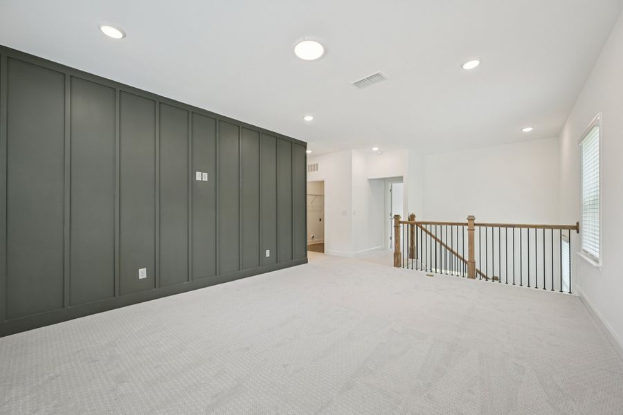Representative unfurnished interior of a home built from the Jordan by Ashton Woods in Rowland's Grant, Fuquay Varina (Image 39).