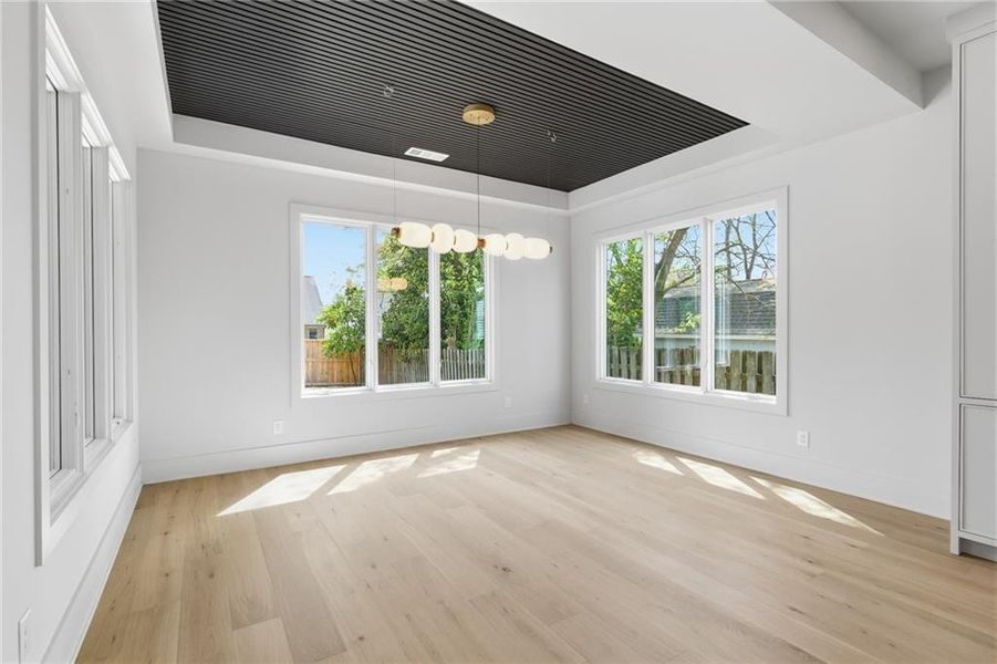 Spacious, unfurnished interior of a new home in , Atlanta (Image 27).