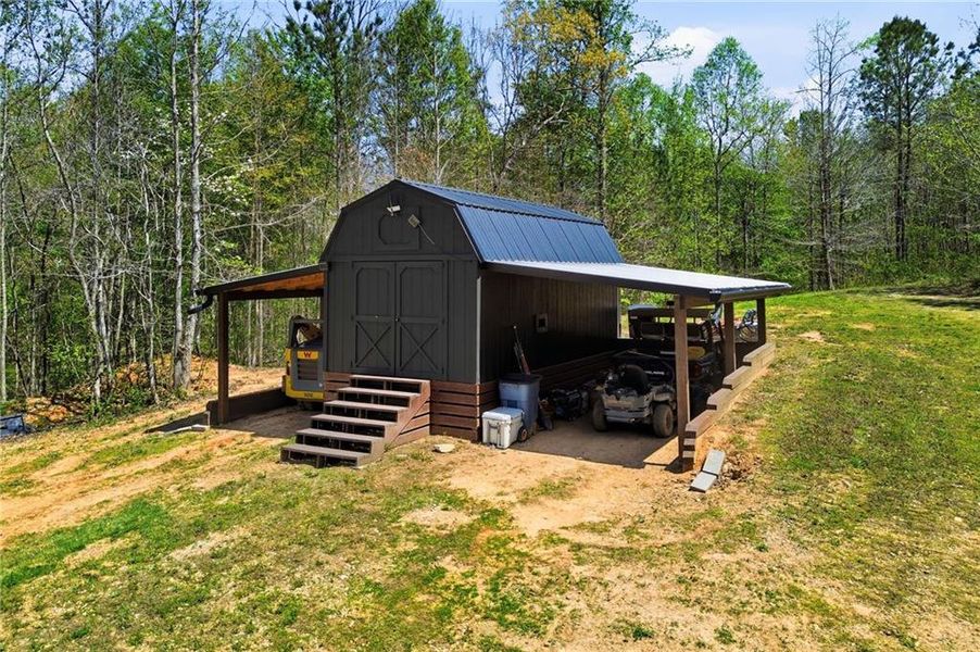 Community amenities in , Talking Rock (Image 62).