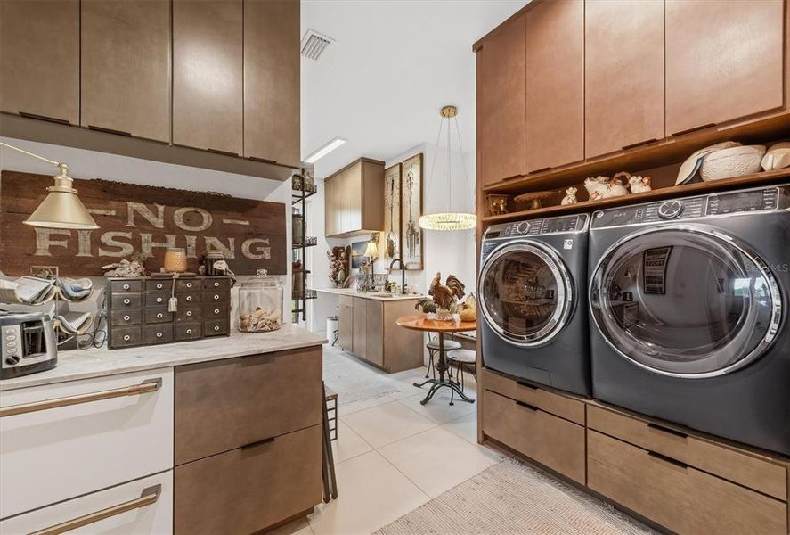 Image 87 of a home in .