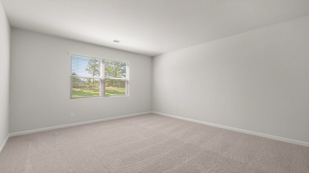 Spacious, unfurnished interior of a new home in Estates at Deer Hollow, Grovetown (Image 30).