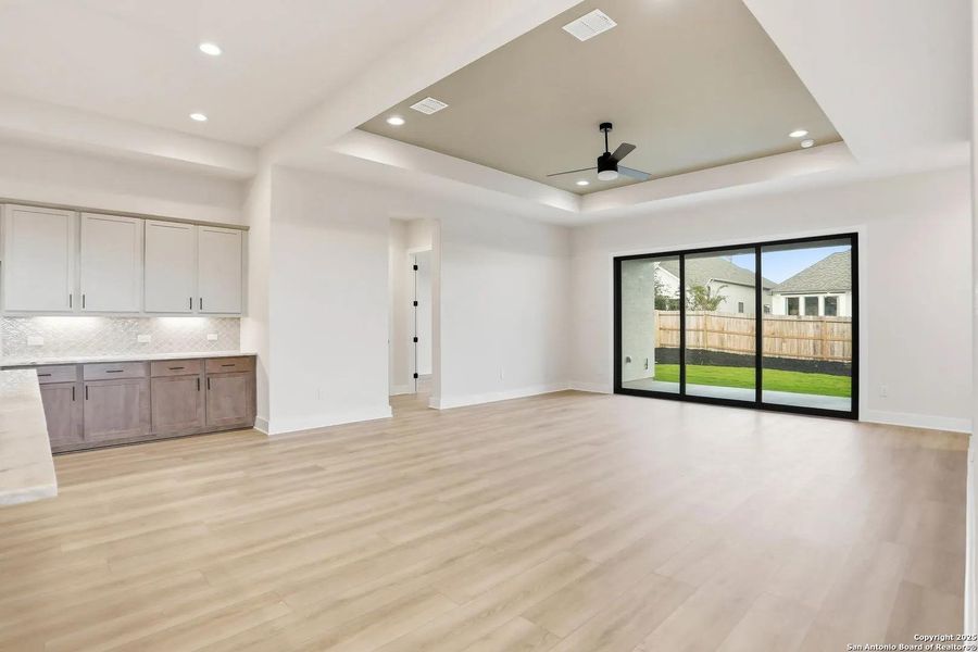 Spacious, unfurnished interior of a new home in Legacy at Lake Dunlap, New Braunfels (Image 34). Spacious, unfurnished interior of a new home in Legacy at Lake Dunlap, New Braunfels (Image 34).