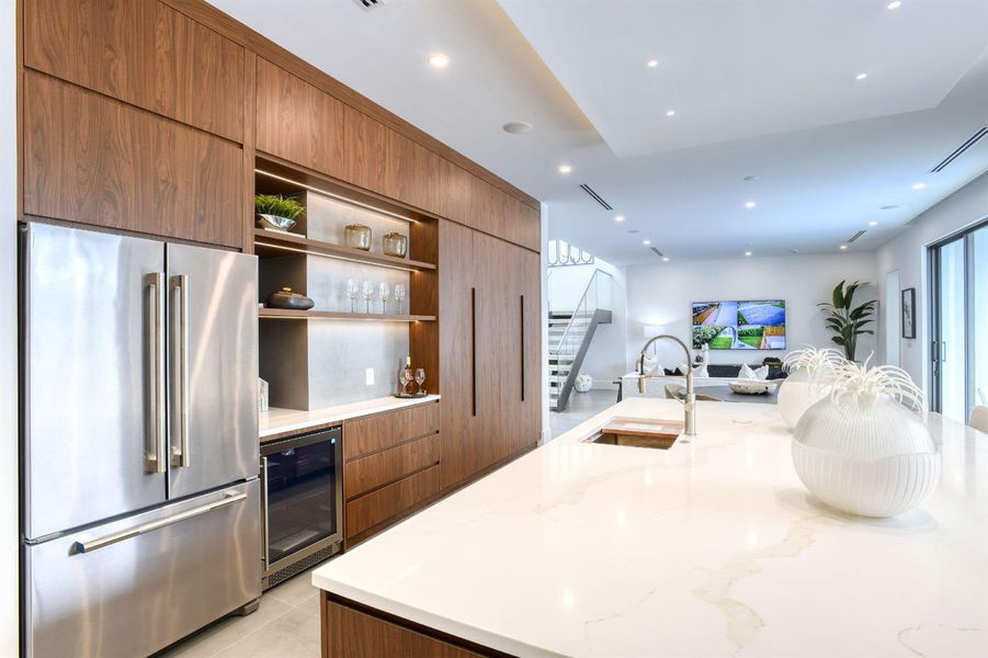 6 Kitchen 2