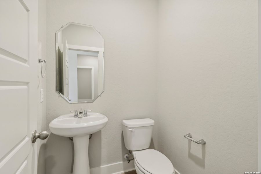 Furnished interior view inside a new home in Fox Falls, Boerne (Image 7).