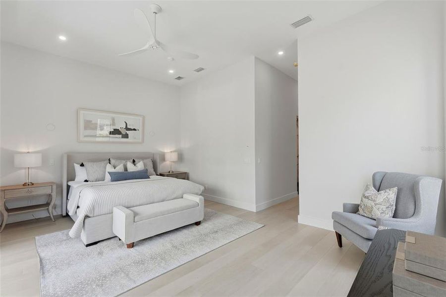 Furnished interior view inside a new home in , St. Petersburg (Image 16).