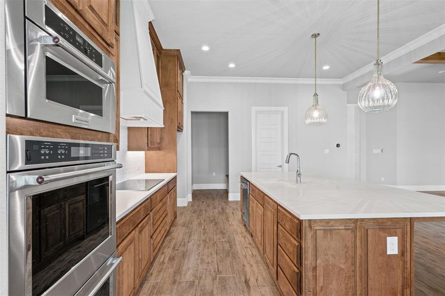 Furnished interior view inside a new home in , Weatherford (Image 12).