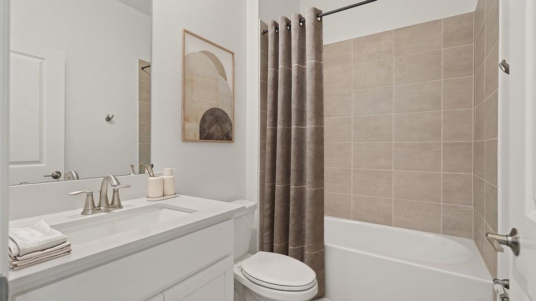 3014 Alexander Palm Bath2 F1 7 28 25