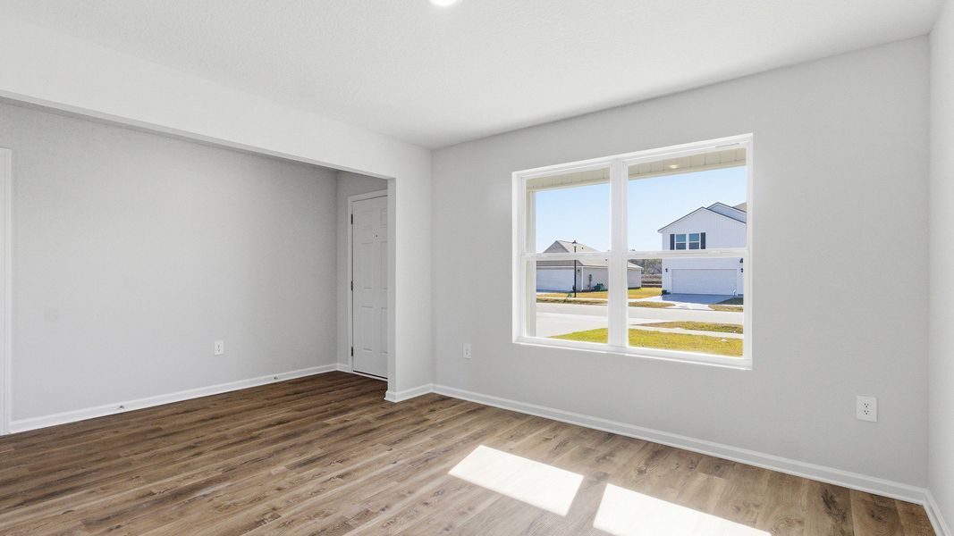 Spacious, unfurnished interior of a new home in Wesley Park, Crawfordville (Image 16). Spacious, unfurnished interior of a new home in Wesley Park, Crawfordville (Image 16).
