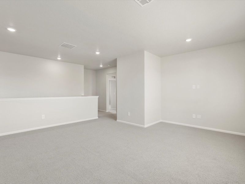 Spacious, unfurnished interior of a new home in Paint Brush Hills, Peyton (Image 11).