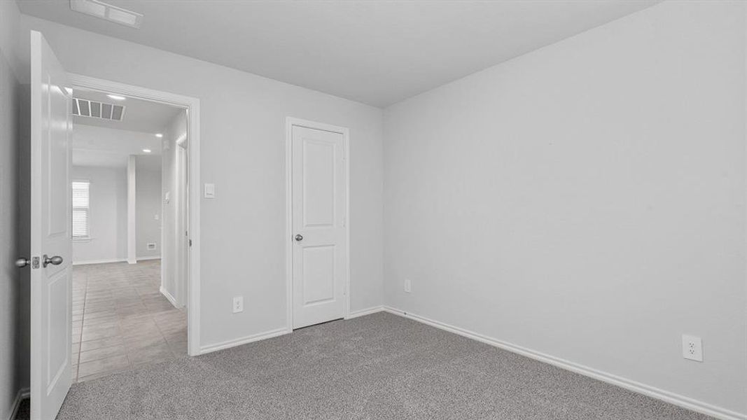 Spacious, unfurnished interior of a new home in Highlands at Chapel Creek, Fort Worth (Image 17).