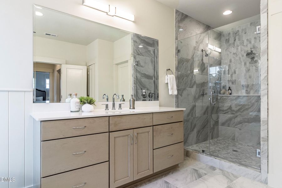 401_STABLE_VALLEY_INTERIOR_60