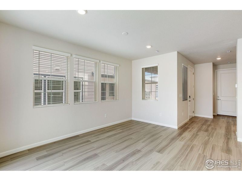 Spacious, unfurnished interior of a new home in Westside Crossing, Berthoud (Image 33).