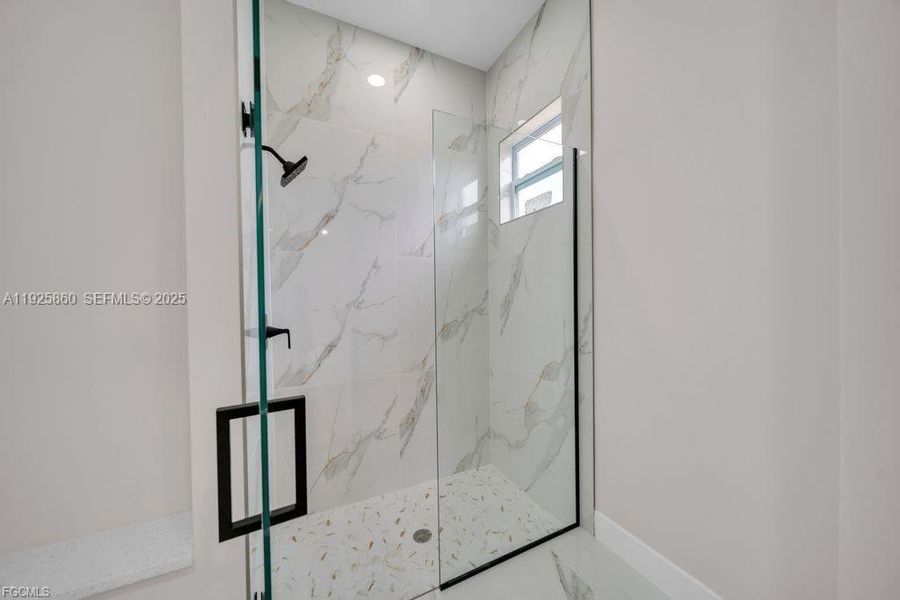 Close-up of interior finishes inside a home in , Lehigh Acres (Image 21).