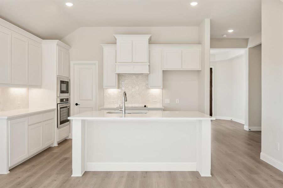 Furnished interior view inside a new home in The Retreat at North Grove 60, Waxahachie (Image 7).
