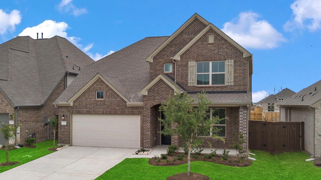 Welcome home to 522 Steam Bend Way located in the community of Brookwater and zoned to Lamar CISD.