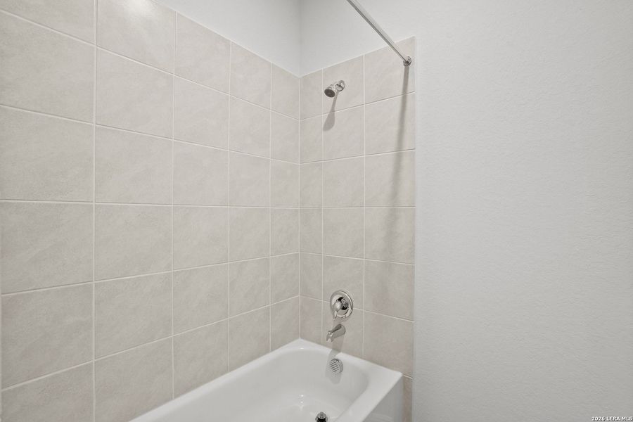 Image 34 of a home in Cinco Lakes.