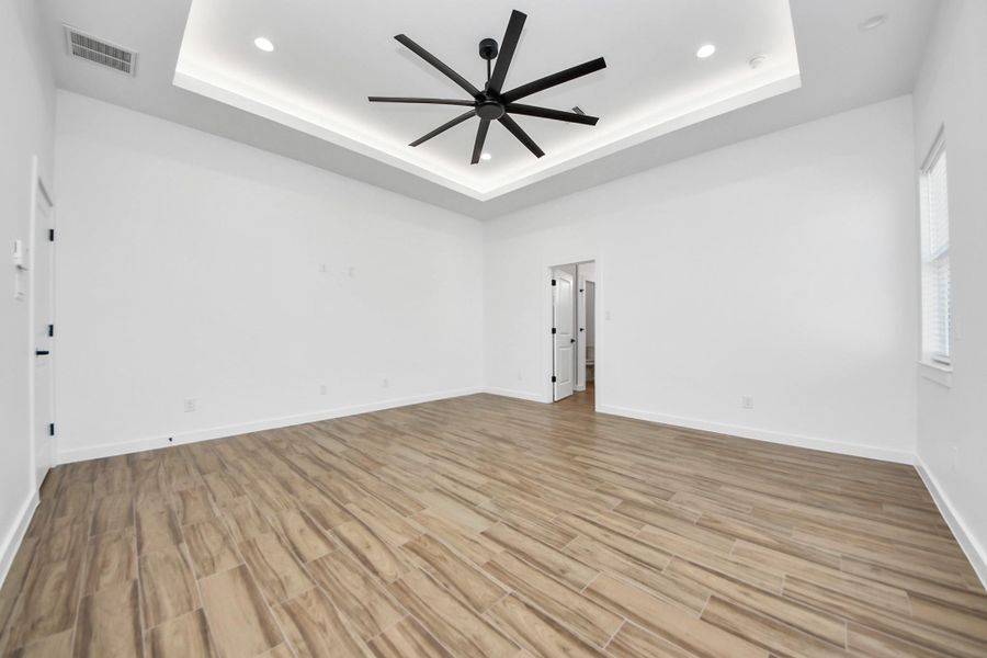 Spacious, unfurnished interior of a new home in , Arcola (Image 36). Spacious, unfurnished interior of a new home in , Arcola (Image 36).