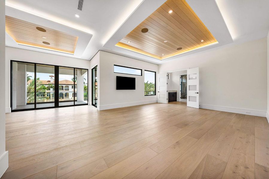 Spacious, unfurnished interior of a new home in , Boca Raton (Image 23).