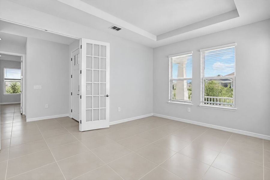 Spacious, unfurnished interior of a new home in Firethorn, Parrish (Image 14).