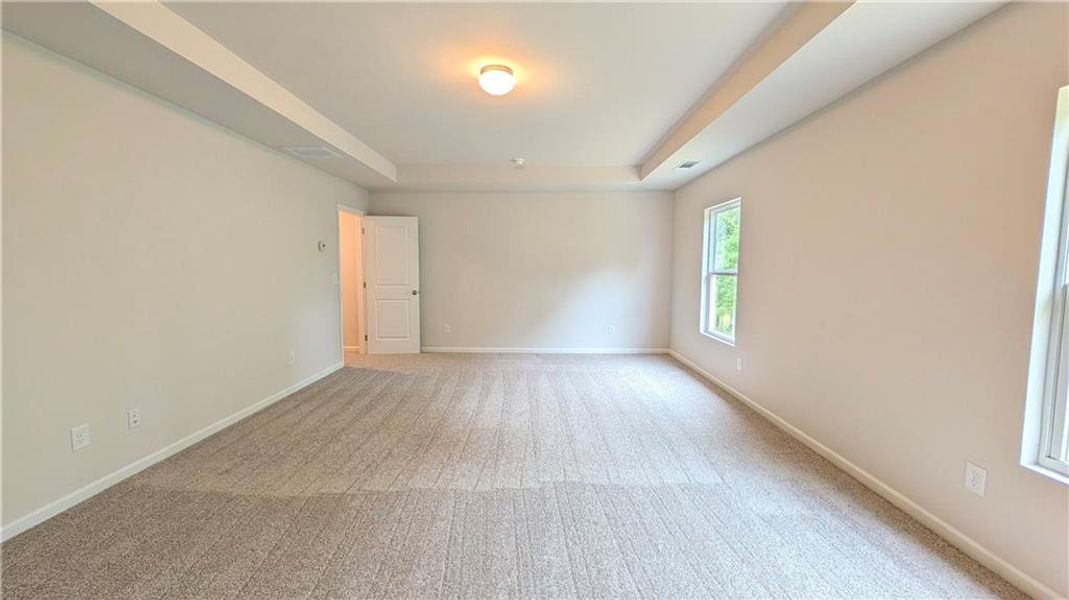 Spacious, unfurnished interior of a new home in Owen Preserve, Canton (Image 14).