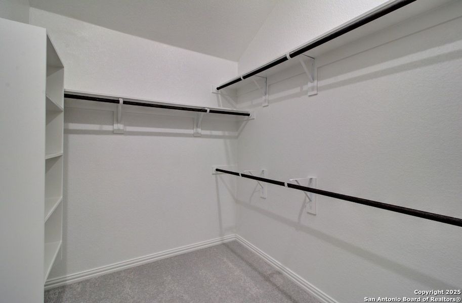 Spacious, unfurnished interior of a new home in The Crossvine, Schertz (Image 21).