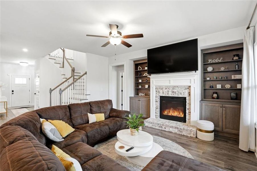 Furnished interior view inside a new home in Calgary Downs, Winder (Image 17). Furnished interior view inside a new home in Calgary Downs, Winder (Image 17).