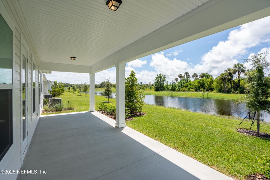 Exterior details and patio area of a home in Madeira, St. Augustine (Image 3).