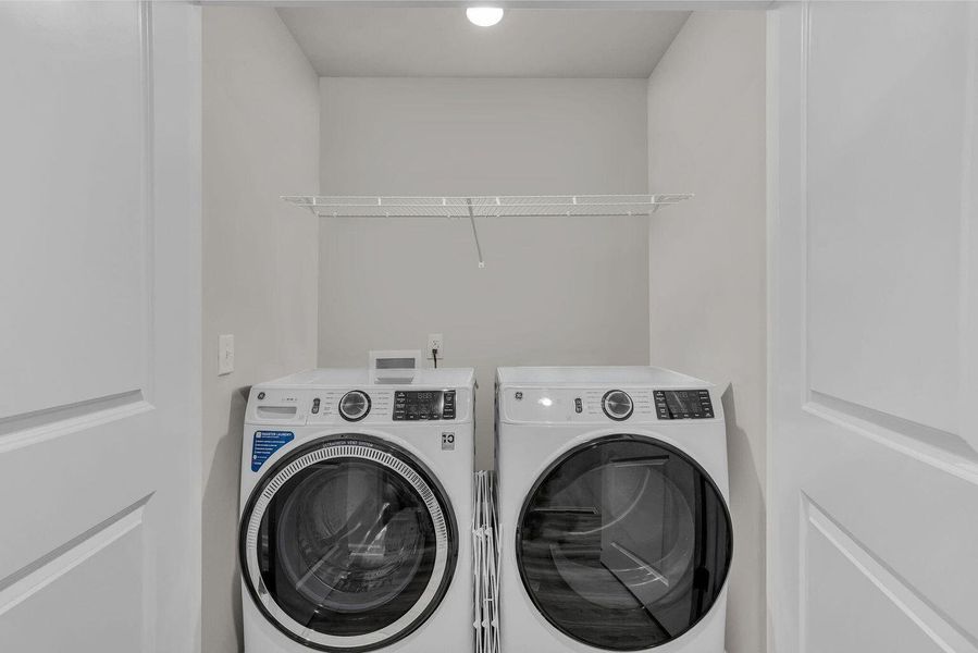Close-up of interior finishes inside a home in , North Charleston (Image 19).