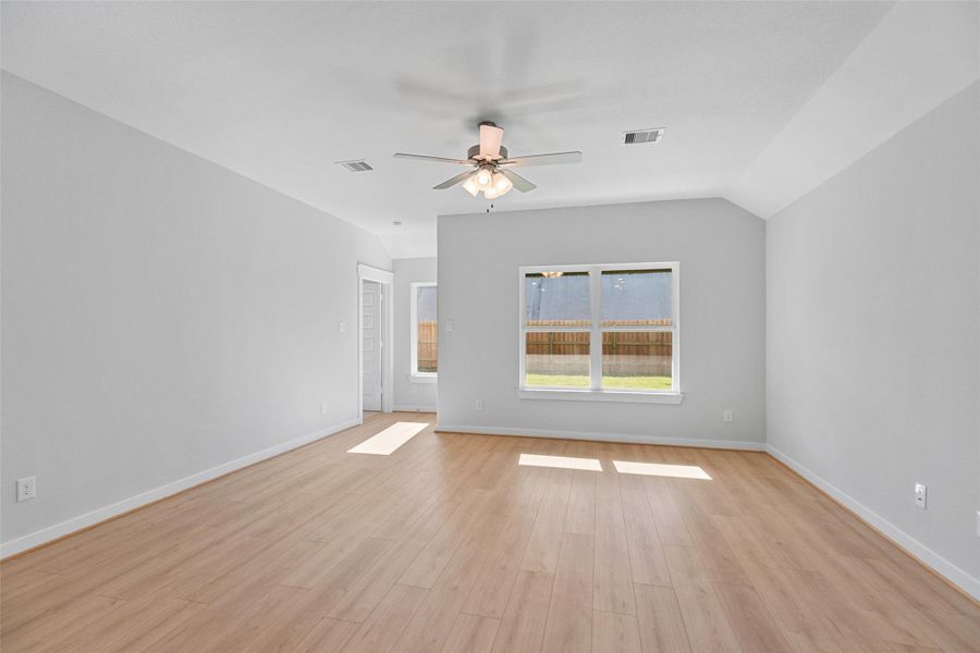 Spacious, unfurnished interior of a new home in Mostyn Springs, Magnolia (Image 19). Spacious, unfurnished interior of a new home in Mostyn Springs, Magnolia (Image 19).