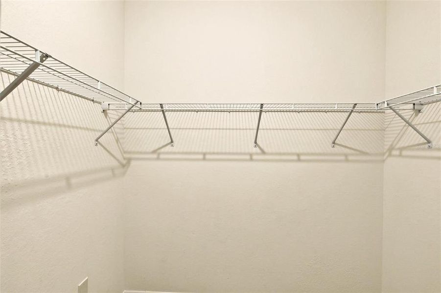 Spacious, unfurnished interior of a new home in , Venice (Image 36).
