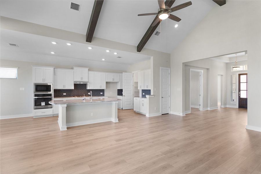 Furnished interior view inside a new home in Highland Village, Georgetown (Image 5).