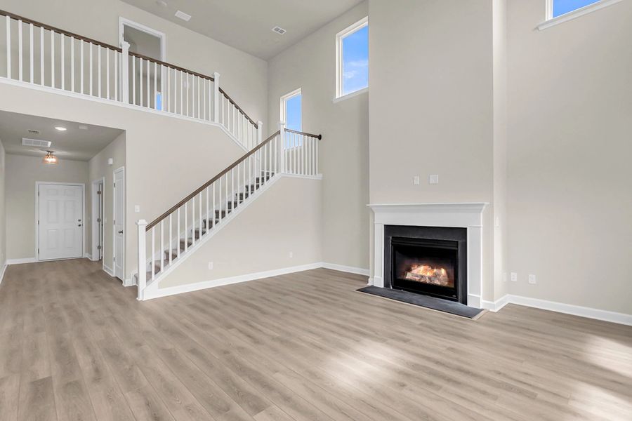 Similar Monroe floorplan with Timeless Collection. Features and finishes vary.
